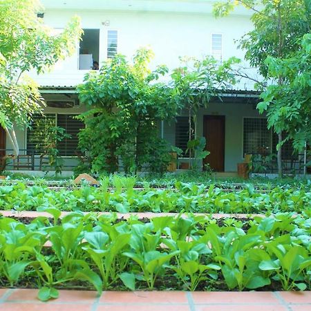 My Parents Guesthouse Kampot Exteriör bild